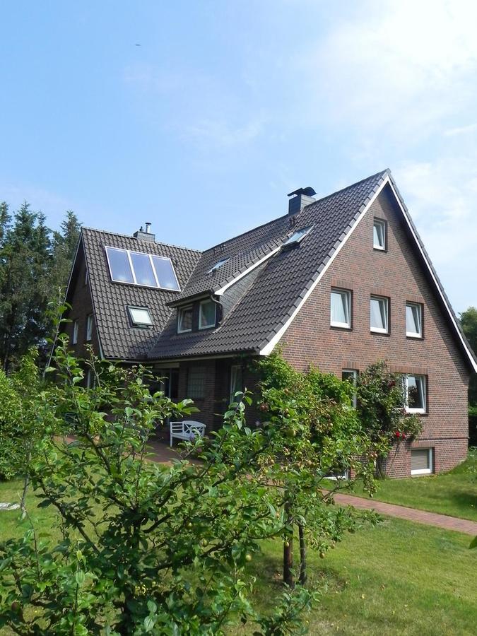 Haus *Ueues Aran* Wohnung Nr. 7 Небель Экстерьер фото